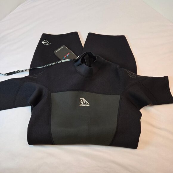 DIVE & SAIL Women's Shorty Wetsuit for Scuba or Snorkeling 2mm Sz: M Black/Gray - Picture 3 of 9